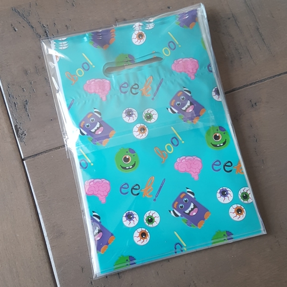 🎃 CLEARANCE 13 Pcs Halloween Eek Boo Favor Bags Loot Bags Treat Bags 6.25x6.25" - Picture 8 of 9